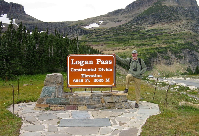 Logan_Pass_sign