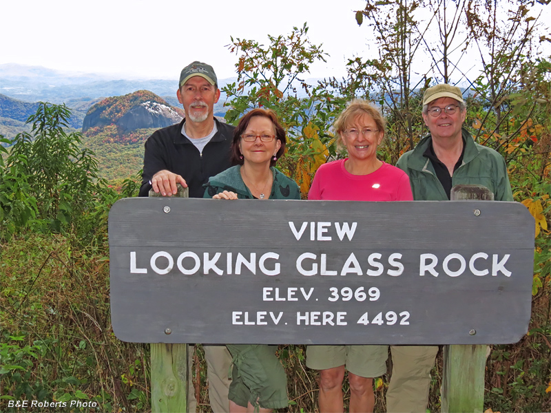 Looking_Glass_Rock_overlook