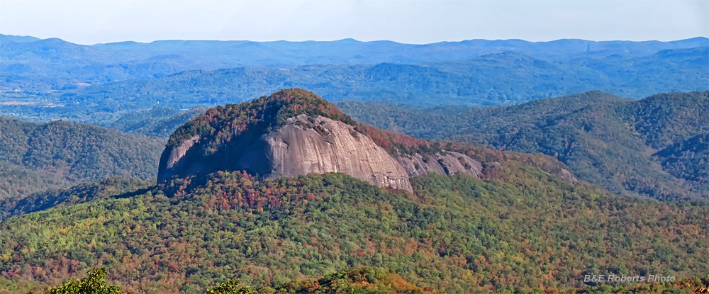 Pano-Looking_Glass_Rock_from_BRP