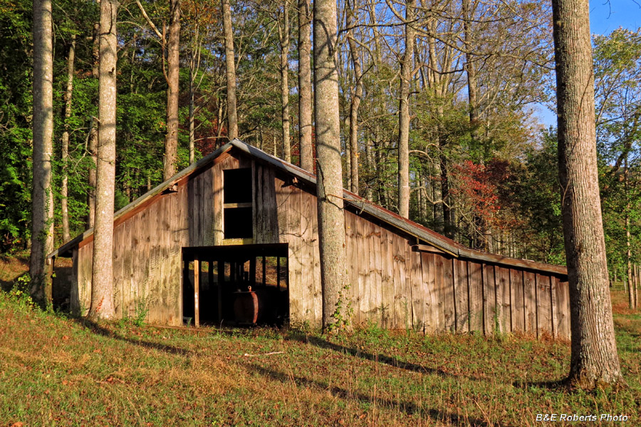 Deerwoode_barn