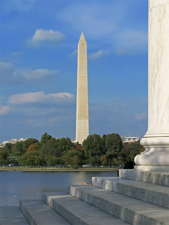 Washington_Monument_from_Jefferson