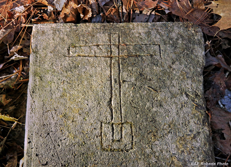 Cross_Gravestone