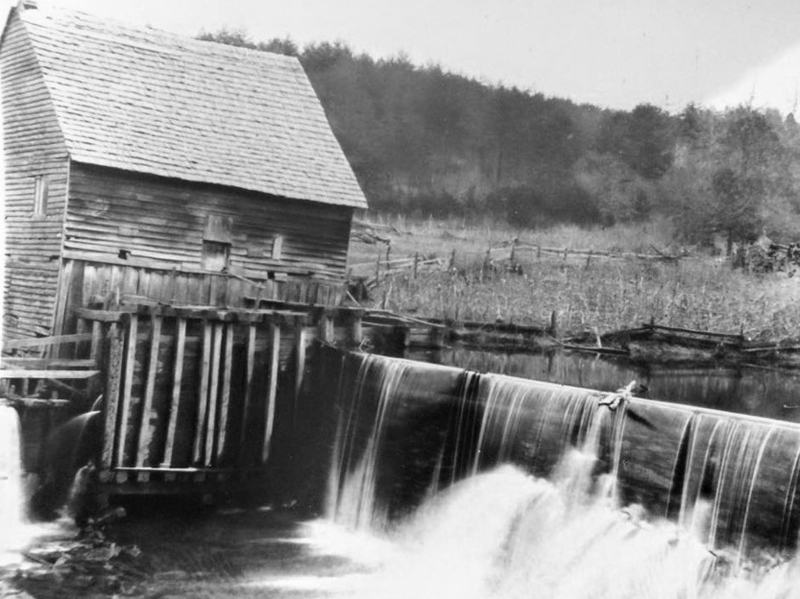 Early_Mill_photo