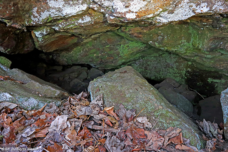 Cave_2_entrance