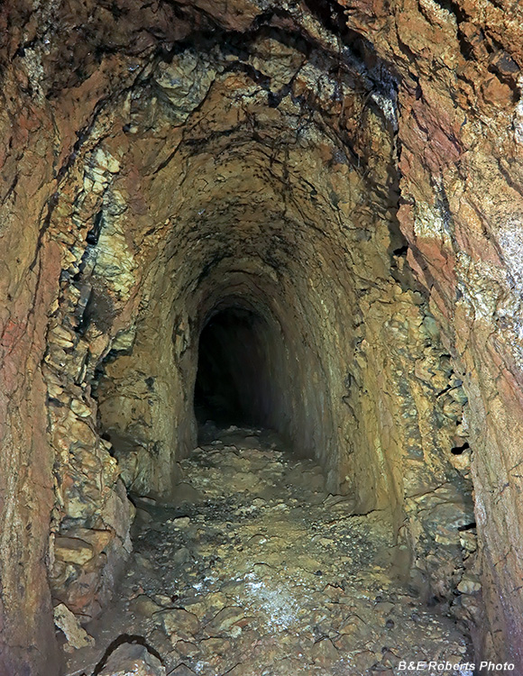 Tunnel